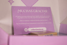 Cargar imagen en el visor de la galería, MYSTERY BOX COLLARELA APOTEÓSICA
