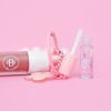Cargar imagen en el visor de la galería, LLAVERO DUO NUDE + MINI GLOSS HIDRANTE BLOOMSHELL