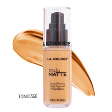 Cargar imagen en el visor de la galería, BASE TRULY MATTE LA COLORS REF BAT574