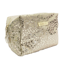 Cargar imagen en el visor de la galería, COSMETIQUERA DORADA ANIMAL PRINT TRENDY