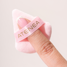 Cargar imagen en el visor de la galería, BORLA TRIANGULAR PEQUEÑA PARA POLVO X3 ATENEA