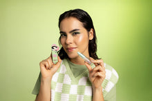 Cargar imagen en el visor de la galería, LABIAL GLITTER CHICAS SUPERPODEROSAS