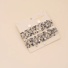 Cargar imagen en el visor de la galería, SET DE 2 PULSERAS TEJIDAS CON DIJE DE ESTRELLAS + ARETES