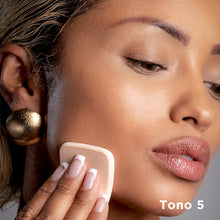 Cargar imagen en el visor de la galería, POLVO COMPACTO 1ST SCENE ATENEA