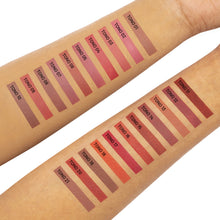 Cargar imagen en el visor de la galería, TRENDY LABIAL MATTE NUEVA PRESENTACIÓN REF LT05