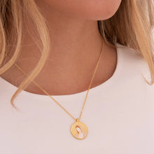 Cargar imagen en el visor de la galería, CADENA VIRGENCITA + ARETES