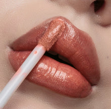 Cargar imagen en el visor de la galería, GLOSS LIP GLAZE FEELS RUBY ROSE COLOR 79
