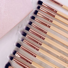 Cargar imagen en el visor de la galería, KIT BROCHA TRENDY X19 OJOS PROFESIONAL