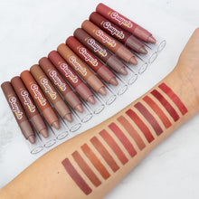 Cargar imagen en el visor de la galería, LABIAL CRAYOLA TRENDY