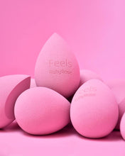 Cargar imagen en el visor de la galería, SOFT BLENDER FEELS - RUBY ROSE