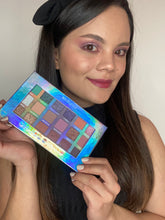 Cargar imagen en el visor de la galería, PALETA DE SOMBRAS COSMO SOUND