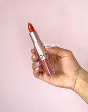 Cargar imagen en el visor de la galería, LABIAL DUO MATE RUBY ROSE TONO 129