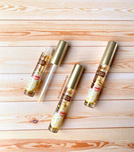 Cargar imagen en el visor de la galería, VOLUMINIZADOR DE LABIOS KARITÉ COLÁGENO