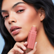 Cargar imagen en el visor de la galería, CONTORNO EN STICK CREMOSO SUBLIME ATENEA
