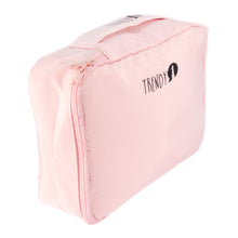 Cargar imagen en el visor de la galería, COSMETIQUERA VIAJERA ROSADA TRENDY
