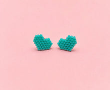 Cargar imagen en el visor de la galería, SET ARETES Y COLLAR CORAZONES MIYUKI

