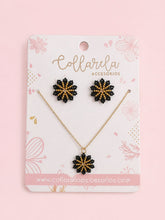 Cargar imagen en el visor de la galería, SET ARETES Y COLLAR FLOR ENCANTO MIYUKI
