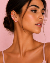 Cargar imagen en el visor de la galería, EARCUFF BOLITAS TONOS ROSA
