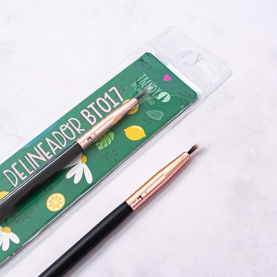 Brocha para delineador en gel clearance