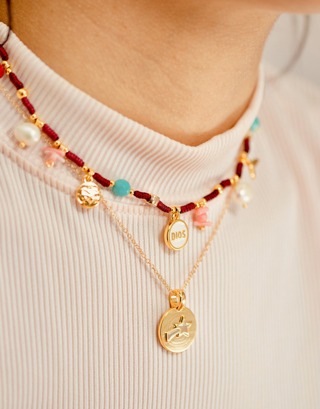 SET CADENA Y CHOKER ROJO DIOS