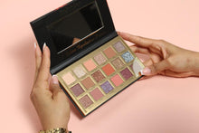 Cargar imagen en el visor de la galería, PALETA DE SOMBRAS ETERNAL CHARM FEBBLE
