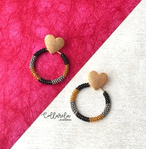 ARETES ARO TEJIDO CORAZÓN - NEGRO