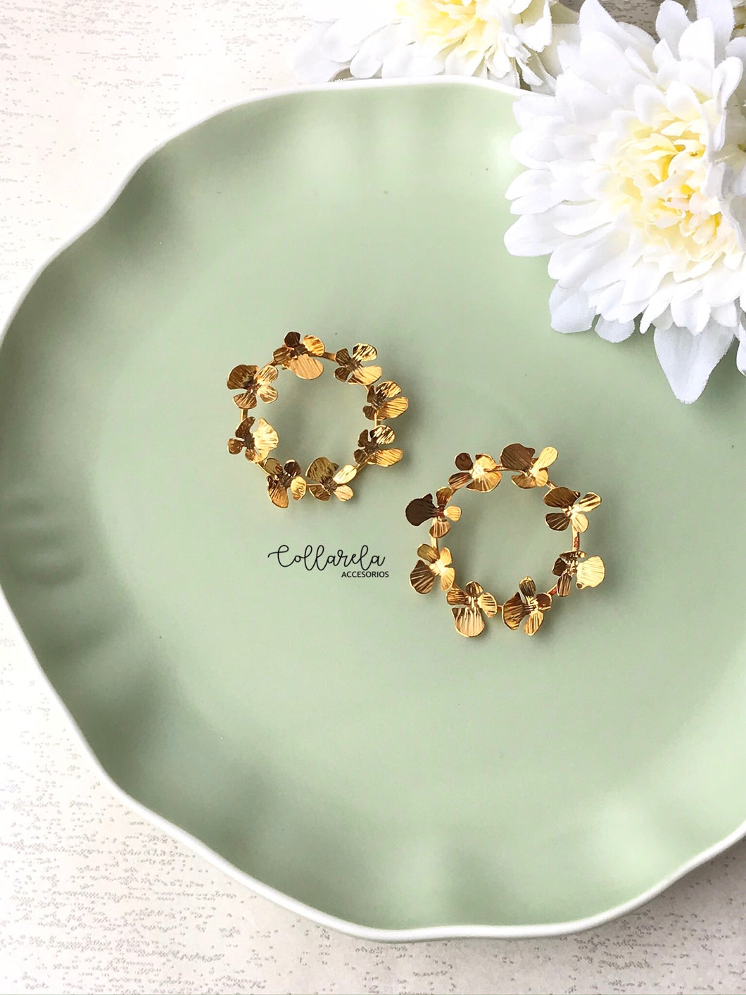 TOPOS CORONA DE FLORES BRONCE